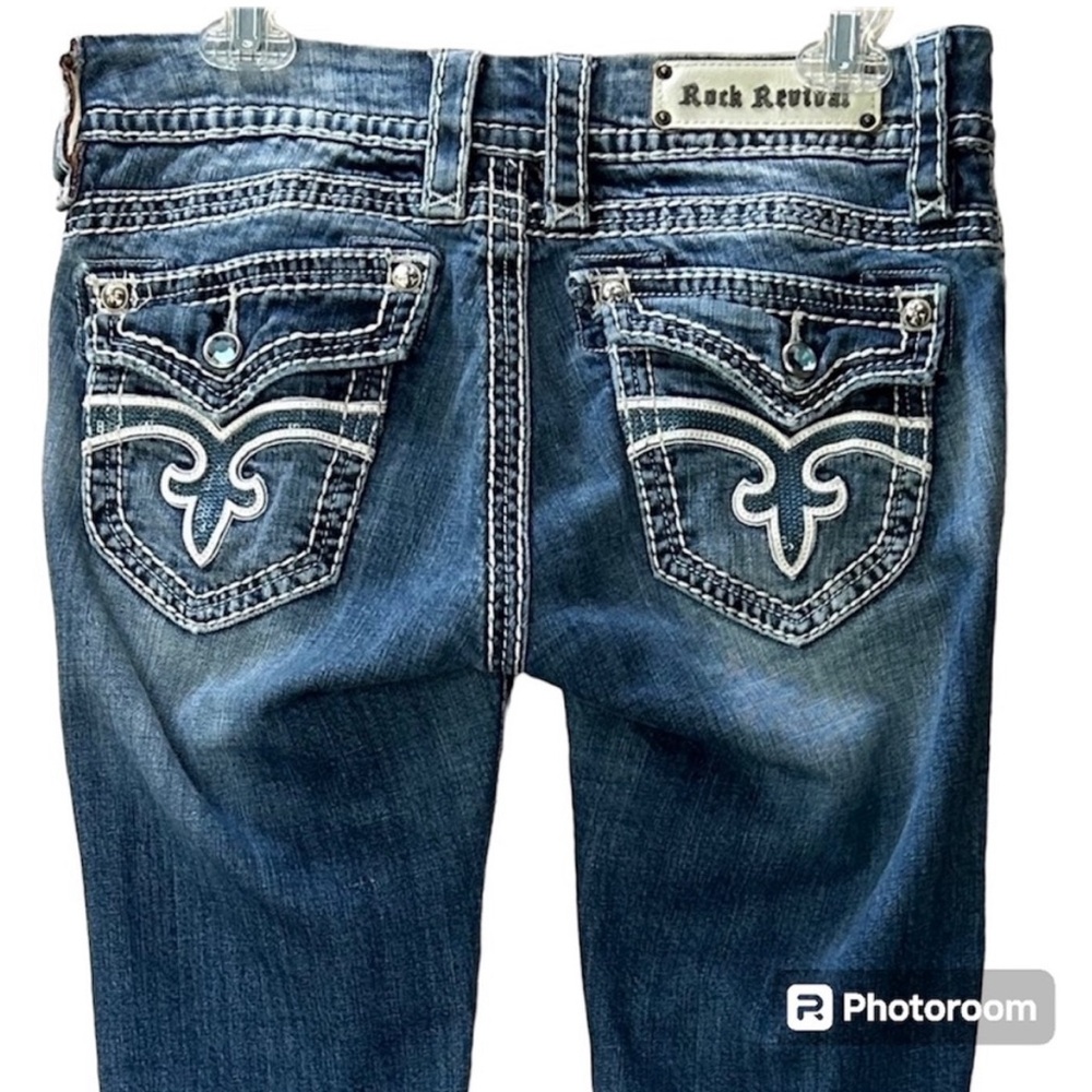 NWOT Rock Revival Jeans Style Caress
Size 28 - Picture 2 of 12